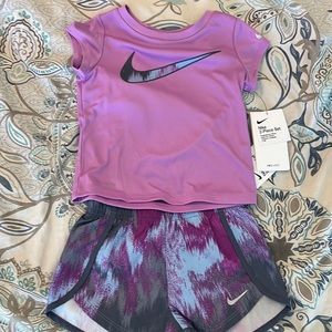 Nike 2-Piece Activewear Set, Size 3T, NWT